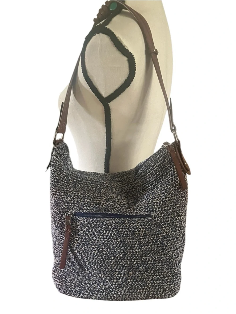 The Sac Sequoia Crochet Hobo Bag Urban Static black/gray and white.